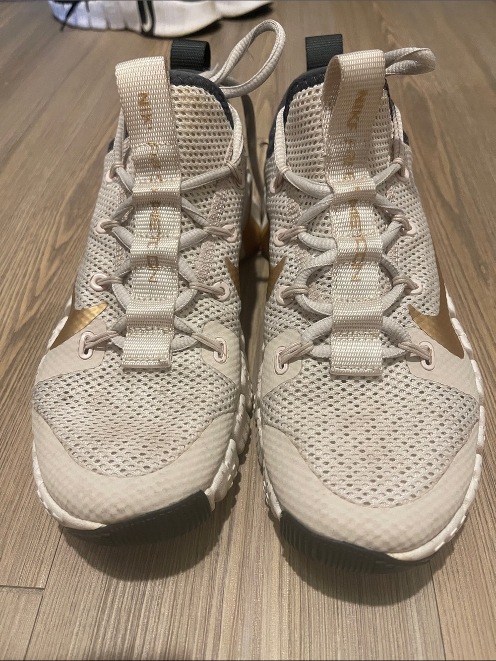 Nike Women's Free Metcon 3 Light Orewood Brown sneakers